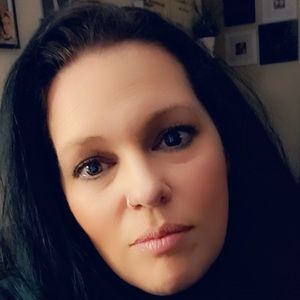 Meet your Posher, Shelley